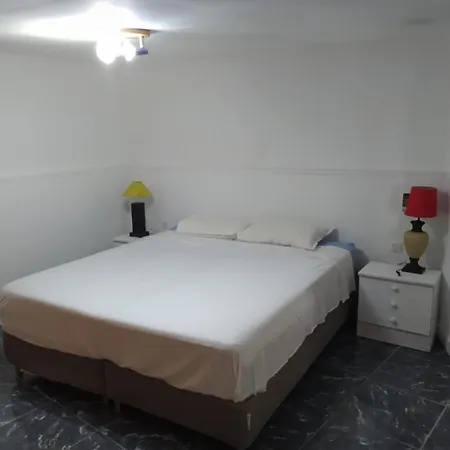 Claudia - Gortito Lägenhet Playa Paraiso (Tenerife)