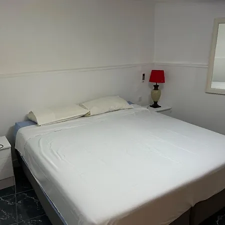 Claudia - Gortito Playa Paraiso (Tenerife)