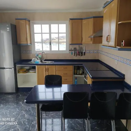 Claudia - Gortito Playa Paraiso (Tenerife)