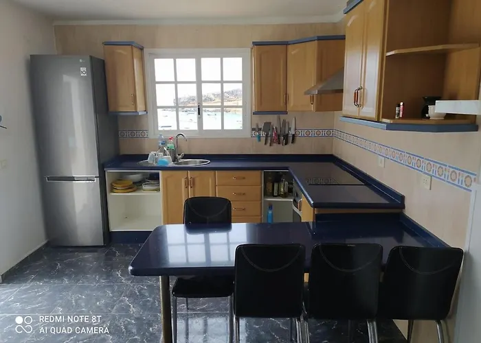 Claudia - Gortito Playa Paraiso